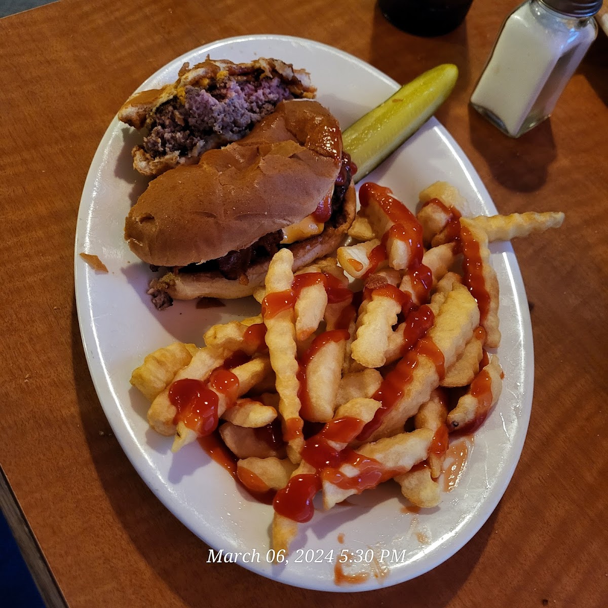 Derl'z Restaurant & Pub